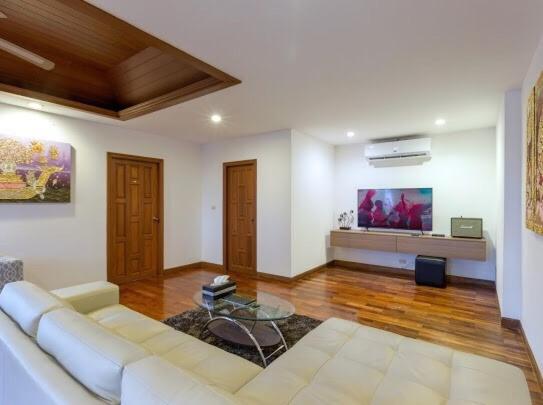 Patonghill Estate 6 Bedroom Sea View